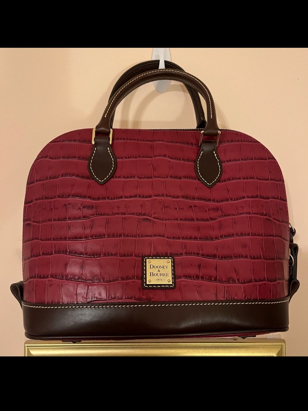 NWOT Dooney & Bourke Oakdale Zip Zip Satchel